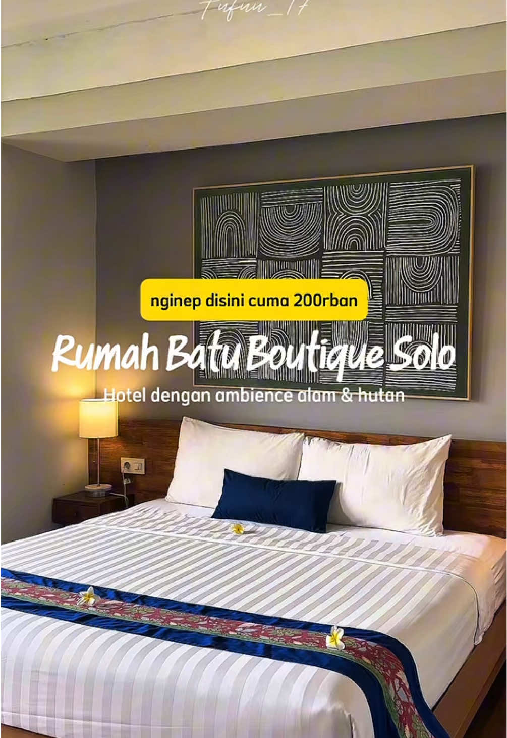 200ribuan aja udah bisa staycation di tengah kota Solo dengan nuansa alam yang adem banget🍃 Rumah Batu Boutique kasih kamu suasana hutan tropis, fasilitas lengkap, dan lokasi super strategis. Buruan booking sekarang lewat lokasi Tiktok buat amanin harganya, jangan tunggu lama-lama kebury harganya naik! #jelajahhotelakhirpekan #hotelmurah #hotelsolo #rekomendasihotelsolo #rumahbatuboutiquehotel 