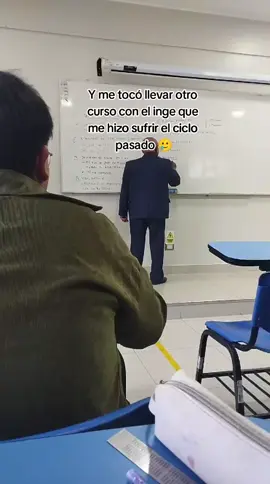 Nos volvimos a encontrar 🤡yo juraba que no pero si 🥲 #ing_civil👷 #universitarios #upla #huancayo #fyp 