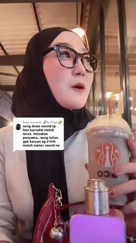 Membalas @🌈An Chyou🌈 hihiww sayang moga lancar rejekinya deh , ama moga aja kamu tiap ikut karnaval dilirik semua orang yaww,ko aku liat liat kamu julid amaddd sii ama acuu ini ,mana ga kenal so akrab bgt lagi hihiw😋💅🏻 #fypシ #angelitaseptianaa 