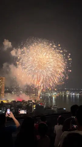 View pháo hoa đẹp nhất Tây Hồ 2/9 #quockhanhmung2thang9 #hanoi #phaohoa #tayho #tiktok 