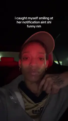 n i actually dont like smiling🤨 #draft #wlw #oldvideo #androgyny 
