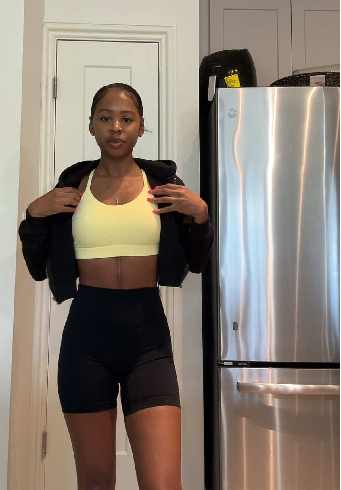 @Nolaj Athleisure 💛🖤 #foryou #gymmotivation #GymTok #gymfit