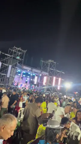 Full Chupa 🍺 #santacruzdelasierra🇳🇬 #corali#contenidotiktok 