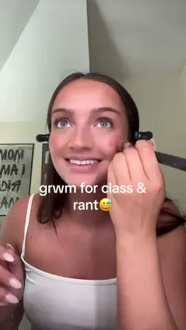 grwm for class😌 three classes back to back ayeee and my hw is done ayeeee LIGHTING GETS BETTER MID VIDEO- but sorry for that lil rant j the way ive been feeling and it’s literally not even serious so don’t make it more than it is but posting at this school is j so scary okay 😅 DO IT SCARED😇 rant over #fyp #grwmforclass #collegegrwm #grwmrant  #getreadywithme 