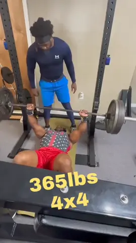 RNB Lifter 🏋️‍♂️ Building 