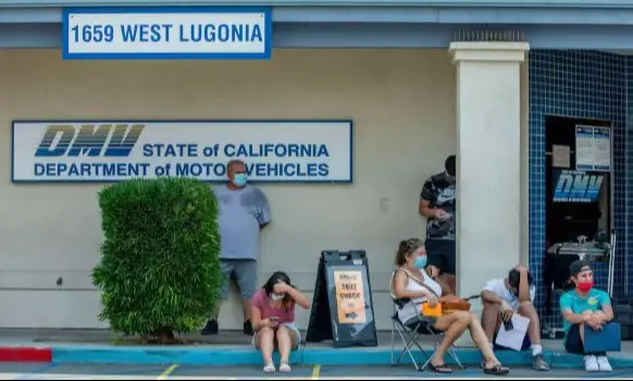 Licencia de conducir en usa original Si sabe conducir pero no tiene licencia, ha fracasado en varios intentos para obtenerla o está demasiado ocupado para completar el proceso, podemos ayudarle. Además, si le han prohibido conducir, desea eliminar o sumar puntos, cambiar de categoría de licencia, convertir una licencia extranjera a una licencia estadounidense completamente registrada, perdió su licencia y necesita una nueva urgentemente, o está a punto de realizar una Prueba de Uso Máximo (MPU), podemos ayudarle. Podemos ayudarle a que la DVLA apruebe su licencia, con o sin examen, y le proporcionaremos un certificado de aprobación del examen teórico y práctico junto con su licencia. ¡Envíenos un mensaje!