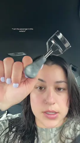 I used to pay $20+ for a solid eyelash curler until I found this one #tiktokshopcreatorpicks #elf #elfcosmetics #elfeyelashcurler 