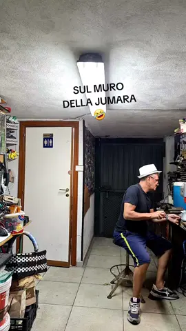 @SUL CIGLIO DELLA MURAGLIA 
