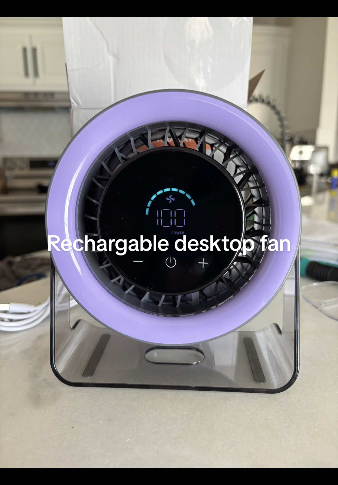 Desktop fan! Super light, quiet and powerful! 