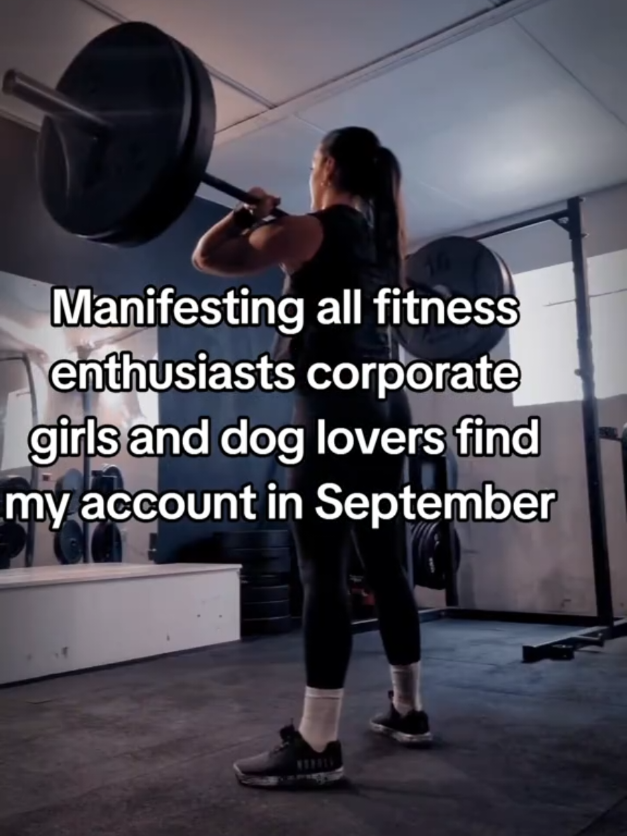 It's a big mix of my favourite things ✨️  #dogs #weightlifting #crossfit #corporate #germansheperd