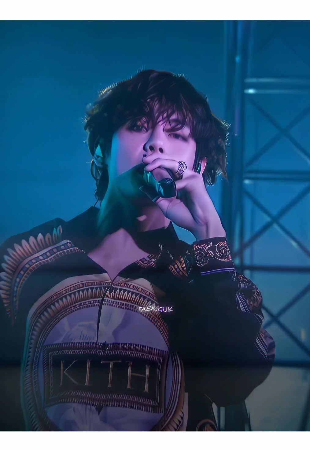 saw so many people, who wanted this edit but nobody made it so here I am🤭 | #taehyung #v #fyp #btsedit #btsarmy  song: bts-jump