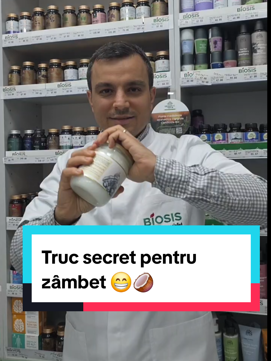 #uleidecocos #cavitatebucala #oilpulling #gingii #fyp  Știai că o linguriță de ulei de cocos dimineața poate face minuni pentru dinți și gingii? 🥥🦷 www.biosis.ro