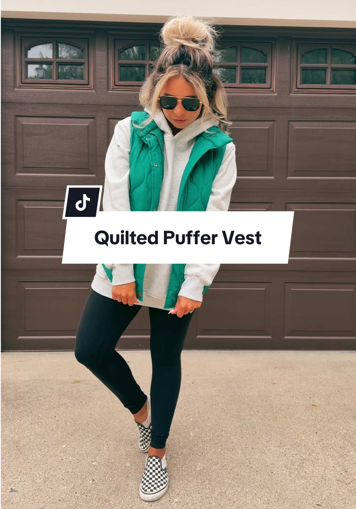It’s the Ber months which means hoodies & vest season! Also see my ant friend 😅  #outfit #casual #casualoutfits #comfortable #outfitoftheday #mom #tiktokshoplabordaysale #fall #falloutfits #evaless 