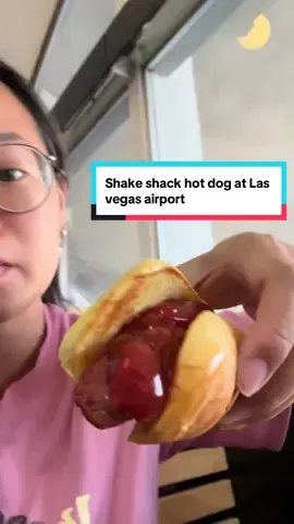 Quick shake shack hot dog before departing Las Vegas :) #mukbang #eating #shakeshack #hotdog #Foodie