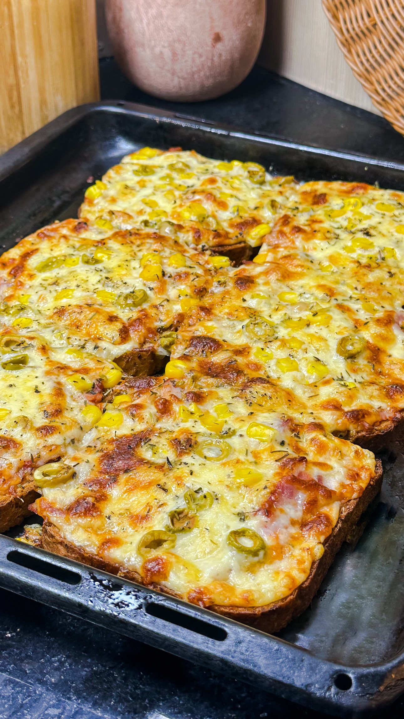 ⁨	بيتزا في 15 دقيقة ما شكيتش شفتوها من قبل 😅🤤 #اكسبلور #fyp #مطبخ #recette #وصفات_سريعة #recettefacile #طبخات_سهله #وصفات #وصفات_سهلة  