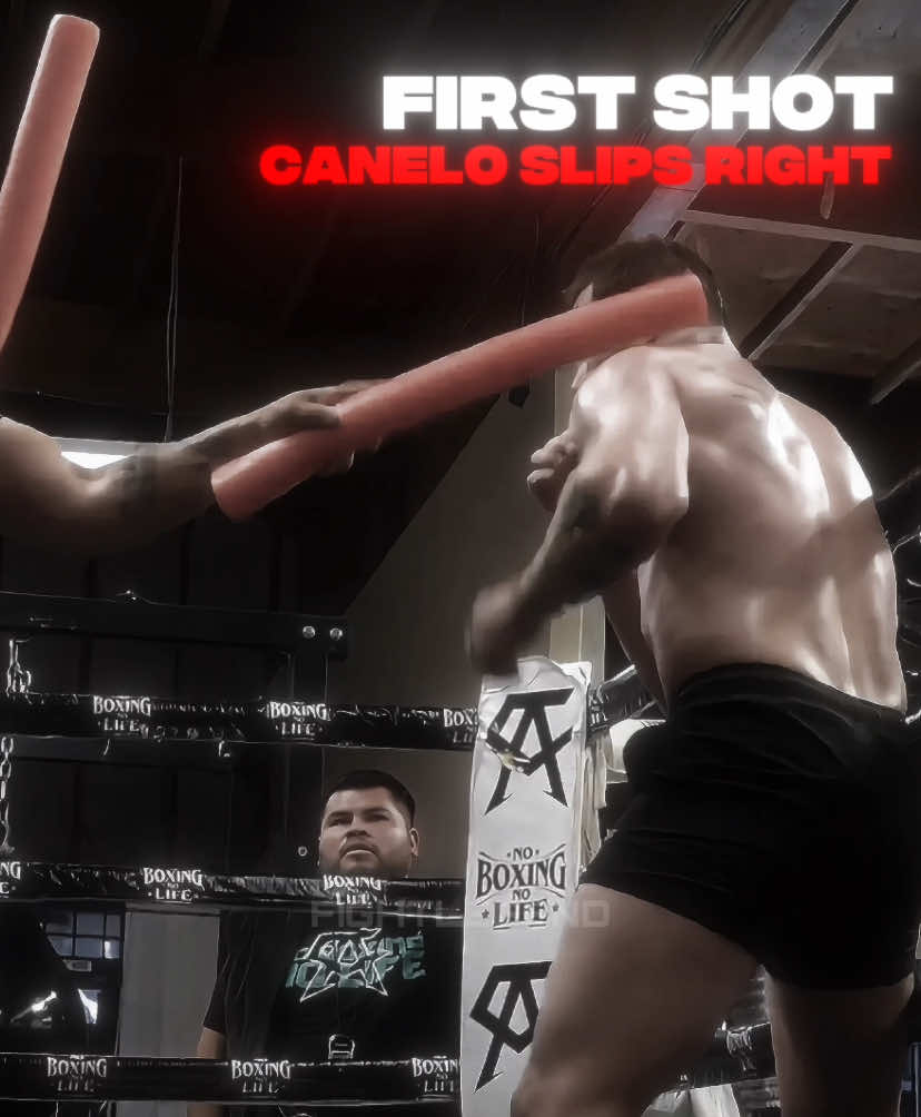 Crawford better work on his speed if he wants to touch Canelo’s head! Follow me for more content like this✅🤝 #canelo #headmovement #counter #boxingtechnique #danieljacobs  