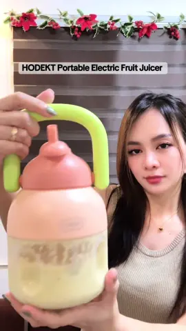 🚀 Blend anywhere, anytime! 🥤 Get your HODEKT Portable Juicer now for only ₱458.99! 🔥 #JuiceOnTheGo #HealthyLifestyle #PortableBlender #HODEKT #dealalert 