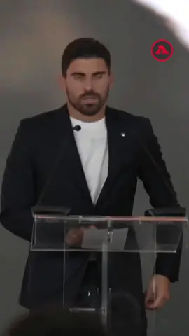 Rúben Neves deu voz à Seleção Nacional na homenagem a Jorge, Diogo e André. Uma palavra sentida, de coração, para quem ficará sempre connosco. 🕊️🇵🇹 #tiktokdesporto