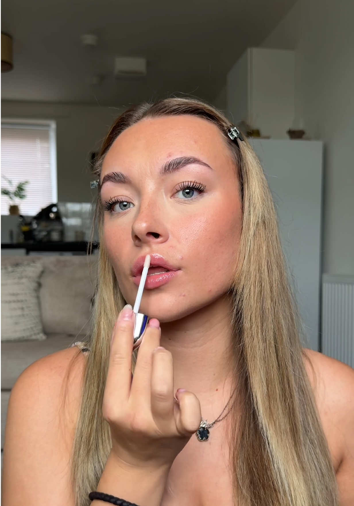 Get ready with me💋 @Sculptedbyaimee  #makeup #naturalmakeup #minimalmakeup #getreadywithme #fyp 
