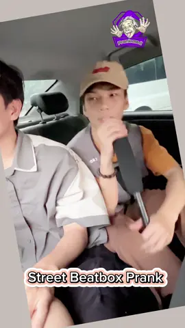 Pulled out the mic on the street and dropped beats so real people thought it was a speaker! 😂🎤🔊 #StreetBeatbox #PrankTime #SoundCameFromMe #BeatboxVibes #FunnyReaction 