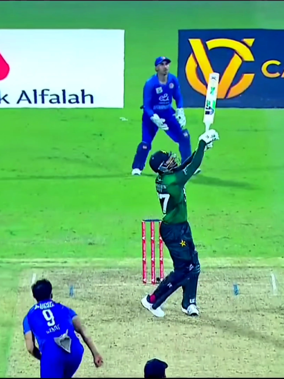 6 6 6 6 6 |  haris Rauf 33 runs today very dangerous batting 🥵#cricketlover #cricketlover 