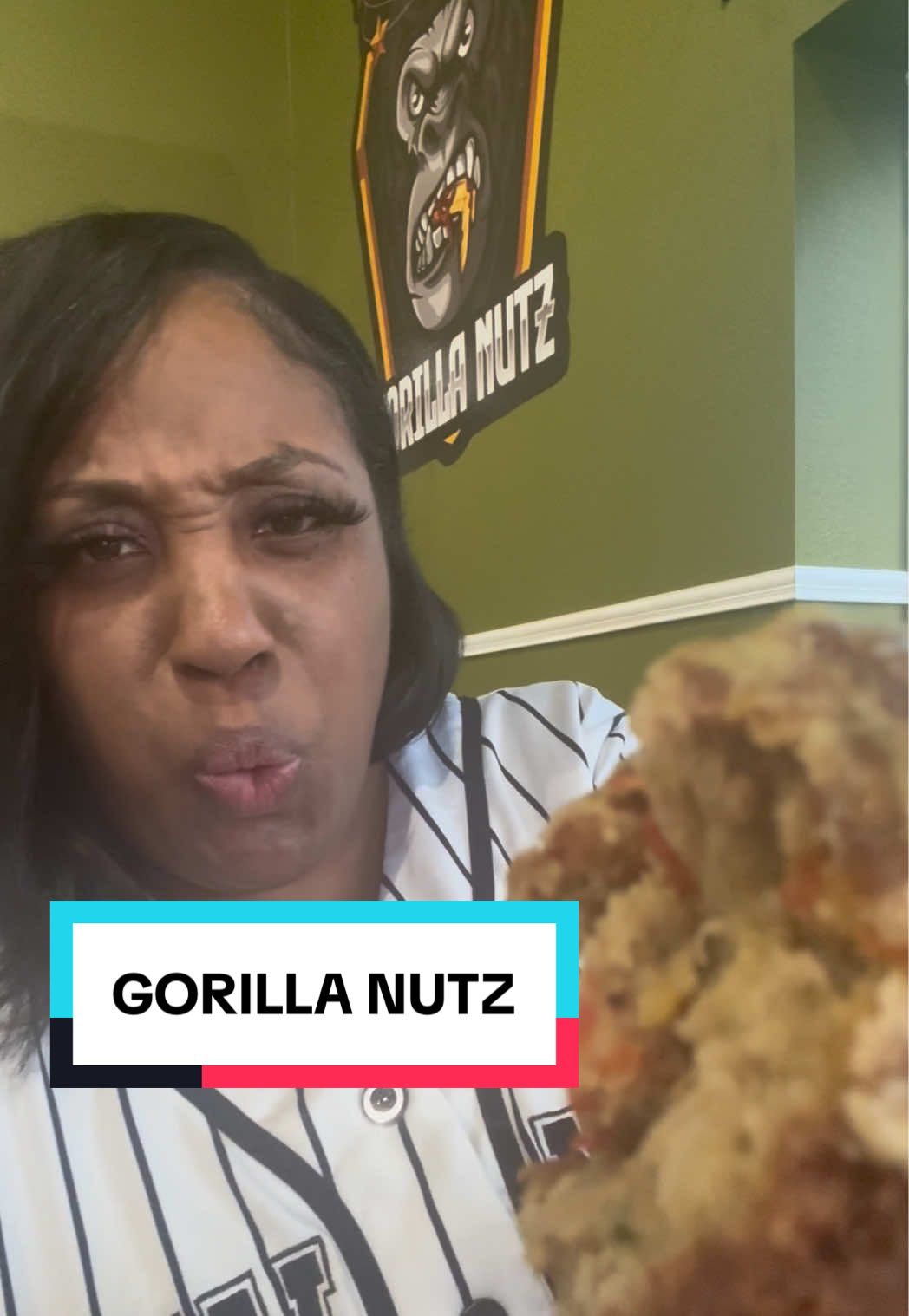 Everything was FLAVORFUL! Yall go check out Gorilla Nutz in Arlington TX! #dfwfoodie #foodreview #dfwfood #arlingtontx #tiktokfoodie  @Gorillanutz 