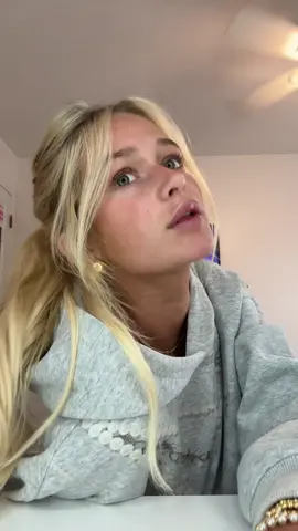 Why do my lip syncs never get views #fyp #lipsync #blonde #foryoupage #makemefamous 
