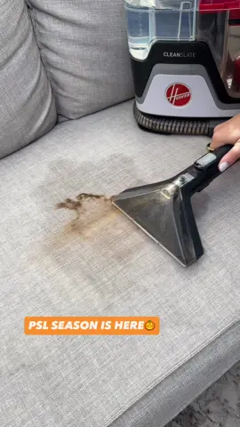 Nothing better than a PSL in one hand and a Hoover CleanSlate in the other🤩🤩  Have you gotten your PSL this season? #cleaninghack #satisfyingvideo #oddlysatisfying #psl #pumpkinseason #pumpkinspicelatte #couchcleaning #furniturecleaning 