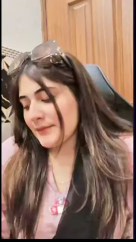 queen palwashaa 