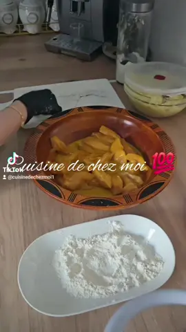 Salade 🥗  césar avec une sauce fait maison 😋😋
