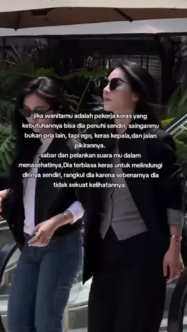 sebenarnya dia lemah hanya saja bersembunyi dibalik kata kuat nya☺🤗🙏.. #storytime #fypforyou #storywa #fyppppppppppppppppppppppp #quotes 