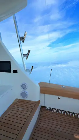 💨 #vikingyachtcompany #boat #sportfishing #boatlife #fyp 