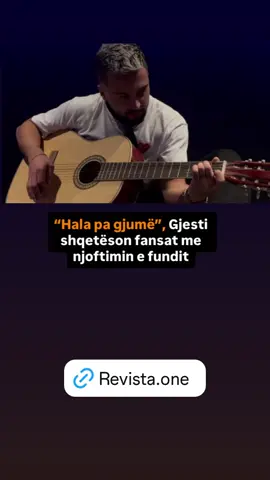 Fituesi i edicionit të katërt të “Big Brother VIP”, Gjesti, ka ndarë ditën e sotme një postim në “Instastory” duke i habitur fansat e tij. “Jam akoma pa gjumë, nëse mendoni se jam duke fjetur e keni gabim. Thjesht ka mbetur edhe shumë pak kohë për t’ia lënë kohës. Full e kam baterinë”, ka shkruar këngëtari i dashur për publikun në postimin e tij. Nuk dihet nëse këngëtari do të vijë me një projekt muzikor së shpejti apo është duke kaluar një periudhë jo të mirë në jetën e tij. Ndërkohë kujtojmë se së fundmi Gjesti ka dhënë edhe një përgjigje se përse ai është zhdukur nga muzika. Ai gjithashtu shtoi se po përballet me disa padrejtësi që po e pengojnë të mos ec përpara por pa ndarë më shumë detaje. Më herët Gjesti ka bërë të ditur përmes një postimi në rrjetet sociale se do të pezullojë të gjitha projektet e tij muzikore për këtë sezon, për shkak të konflikteve dhe padrejtësive që, sipas tij, i janë shkaktuar nga distributori i mëparshëm. Ai theksoi se nuk do të publikojë asnjë material të ri në bashkëpunim me këtë distributor dhe do të presë deri në zgjidhjen e plotë të çështjes.
