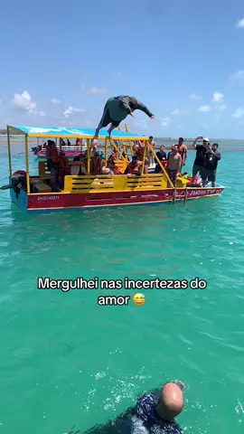 Esse é Vitao, especialista em saltos  No melhor destino de Alagoas: São Miguel dos Milagres 🥰 Vem simbora meu fi Realizamos passeios saindo de Maceió todos os dias, faça já sua reserva: 82 98148-2525  #dicas #maceio #passeio 