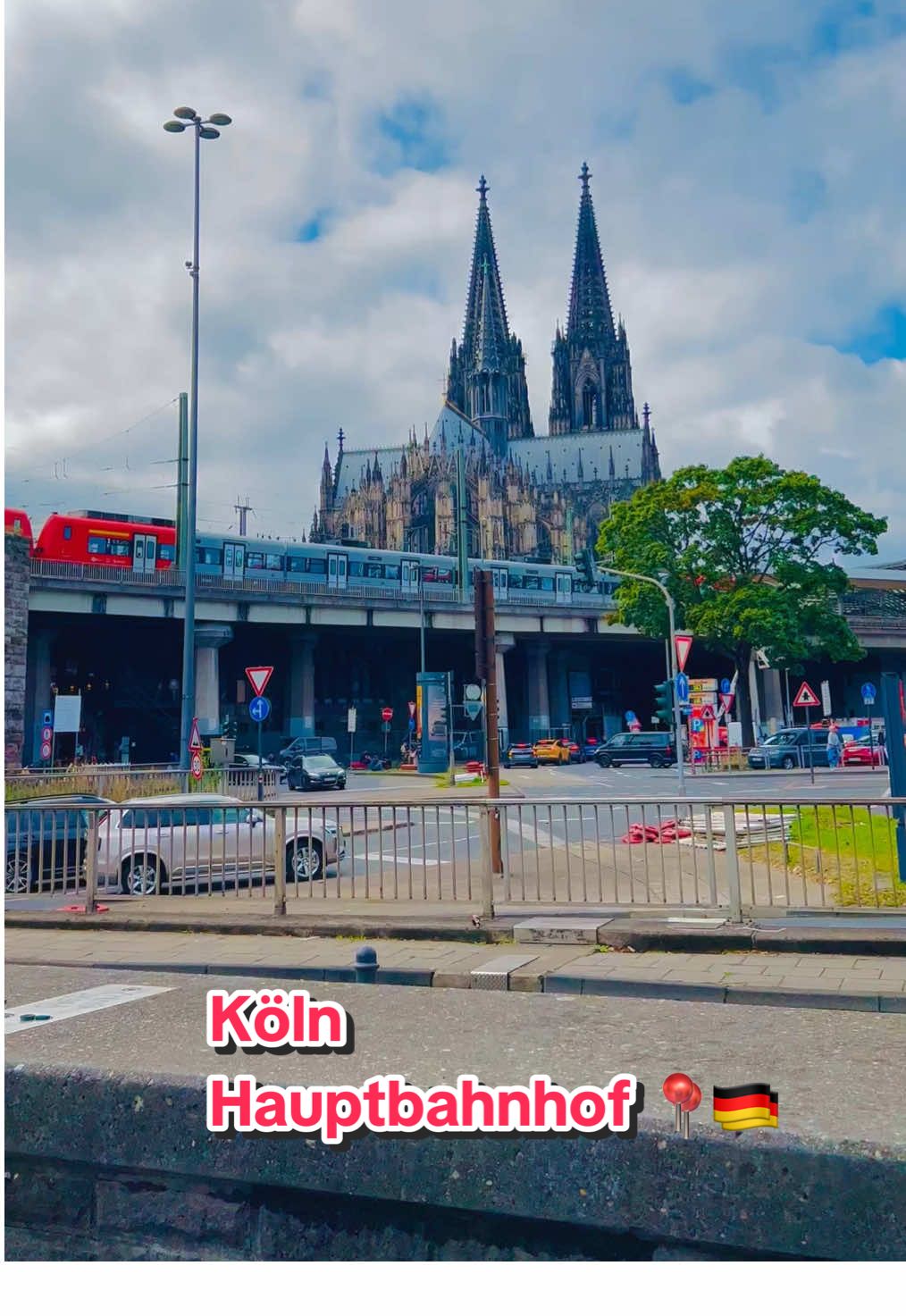 Köln Hauptbahnhof 🇩🇪#germany #yyyyyyyyyyyyyyyyyy 