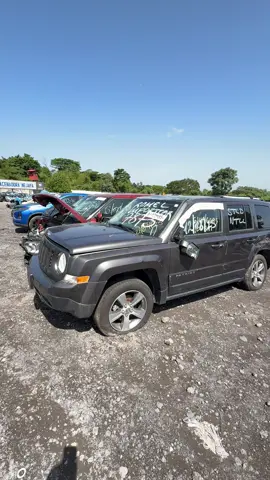 Hermosa Patriot 2017.🔥🔥 Aún pueden aprovechar por alguna de estas.📞 74633367-73103365 #autosymas #subastas #importaciones #elsalvador #familiar 