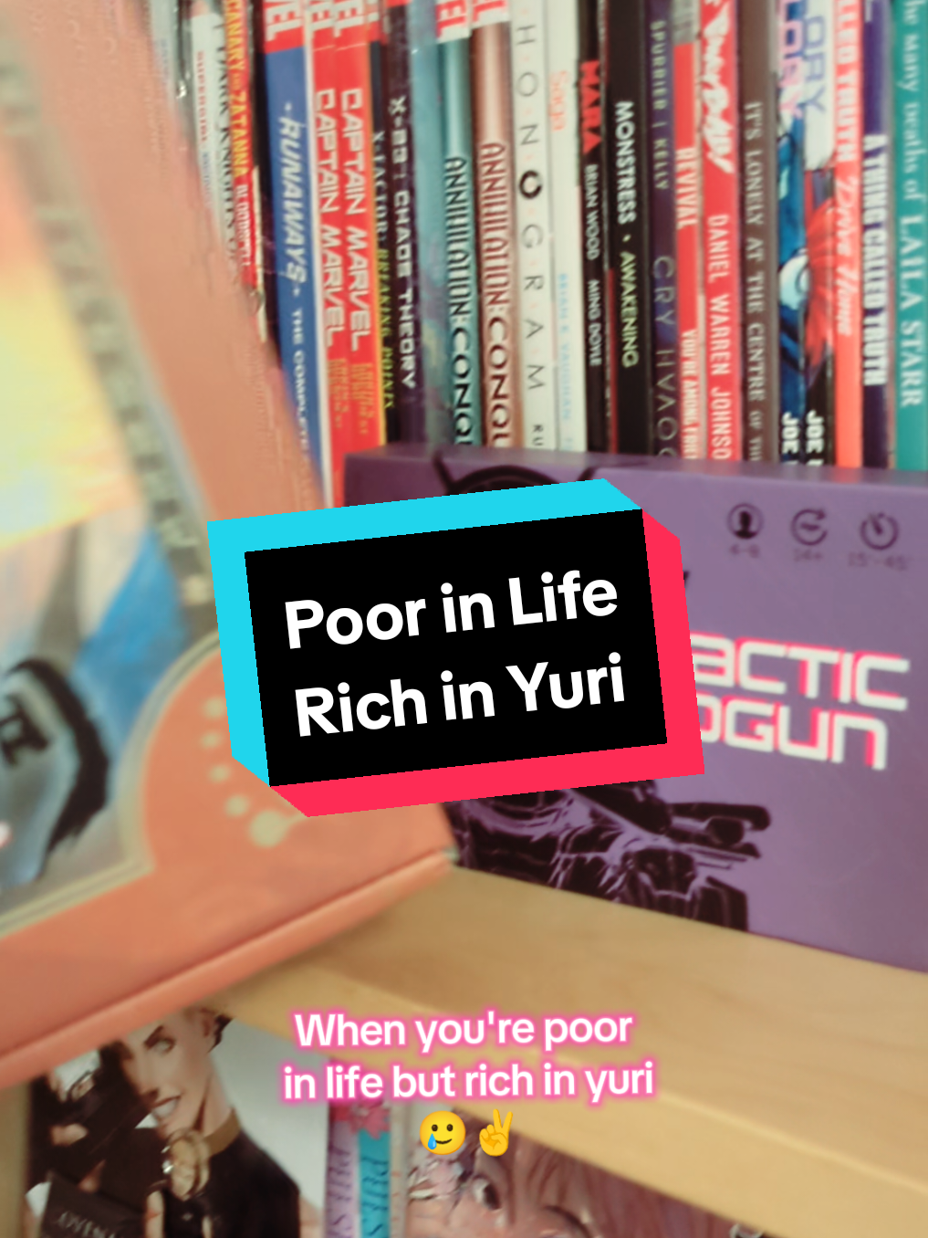 someone help me balance my budget 🥲 #yuri #manga #comics #jwqs #greenyuri 