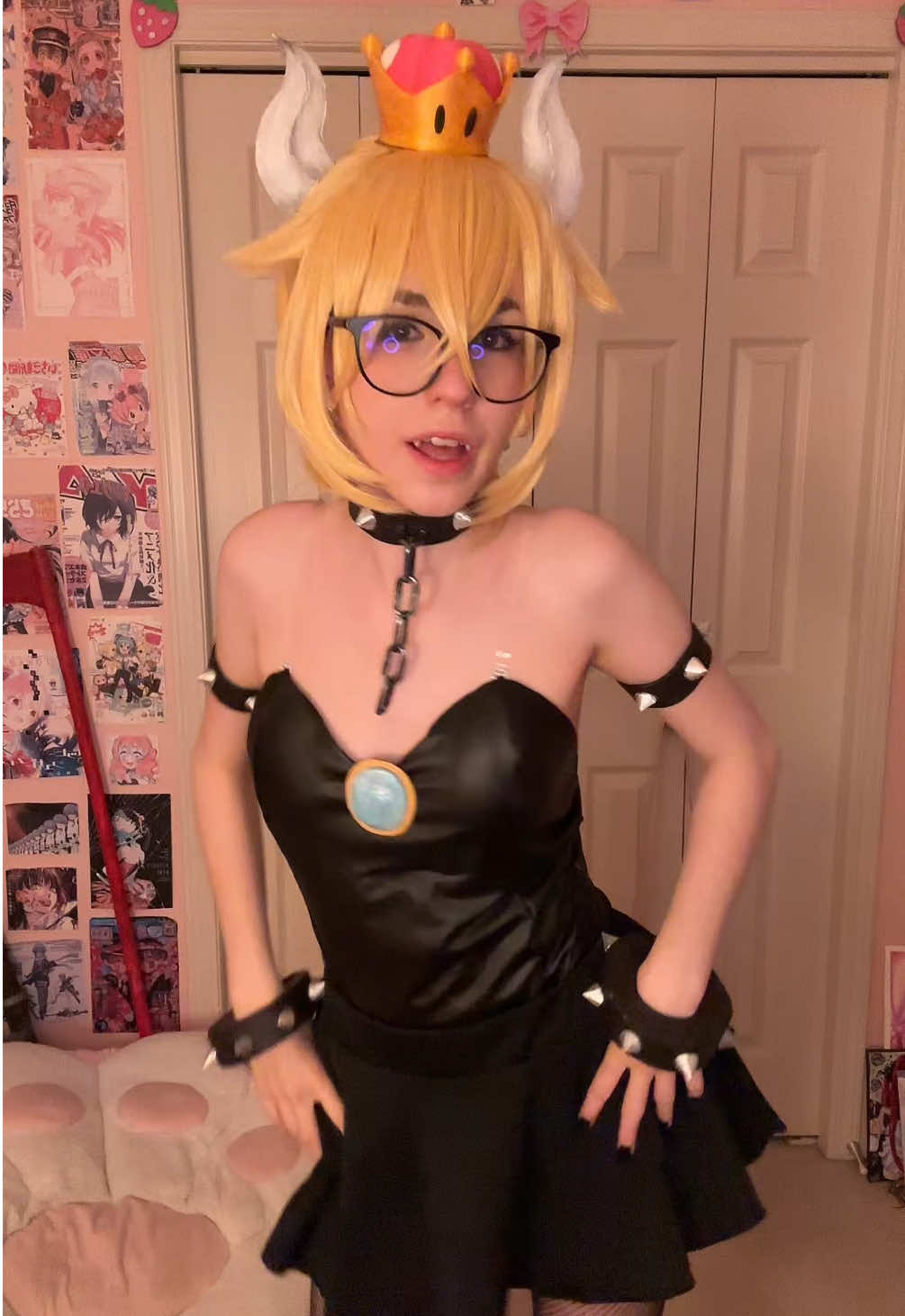 #bowsette #bowsettecosplay #cosplaygirl #mariocosplay #kikicatcoz 