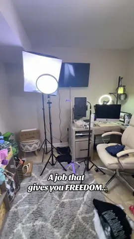 Wanna change your life with TikTok shop?! Im gonna show you how..This is the modern-day gold rush 💰—and the secret isn’t just showing up, it’s knowing the strategy behind the stream. That’s where Live Academy comes in. 🎥✨ Inside our community, you’ll learn everything you need to know to become a confident, high-converting live streamer: from tech setup to trending hooks to turning viewers into buyers. Plus, you won’t be doing it alone—you’ll be learning alongside a crew of streamers chasing the same dream. 🌟 👉 Ready to start your journey? Click the link in bio to join Live Academy today and get 30% OFF your first month. Don’t wait—your audience is already scrolling. #tiktokshop #howtodotiktokshop #tiktoklivestream #livestreaming #garyvee 