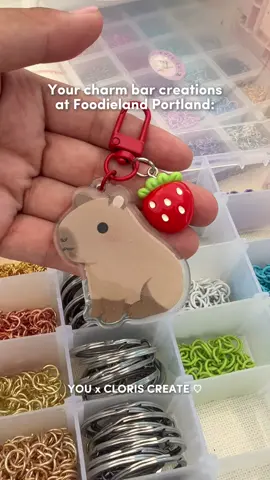 We customized so many animal keychains at @FoodieLand Food Festival in Portland! Y’all are so creative! 🤩 #animalart #keychainbusiness #petparent #foodieland #vendor 