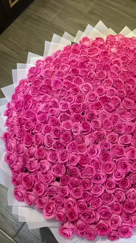 لطلب او الاستفسار 0503011481#بوكية_ورد_الرياض #اكبر_بوكيه_الرياض #محل_ورد_الرياض #هدايا_الرياض #باقة_ورد_خطوبه_زواج_الرياض 