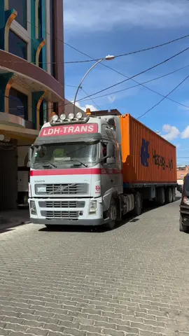 👷‍♂️ Seguridad que te acompaña en cada desafío. Con Crossafe, trabajas protegido siempre.#seguridadindustrial #mineria #potosi_bolivia🇧🇴 #mineros #trabajadores 