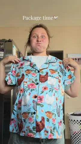 Just wait til you guys see my morning chores outfits😮‍💨🫡 #realisticmomlife #pregnant #chickens #pajamaset #youngmomsoftiktok 