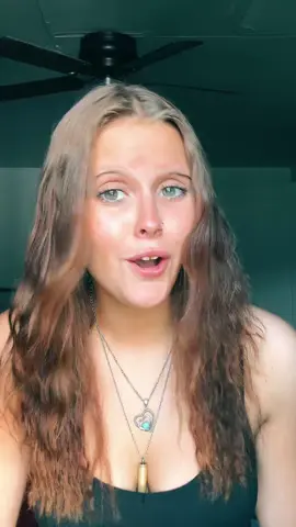 Pretty please 🥺 #viral #foryoupage #foryou #greeneyes #country 