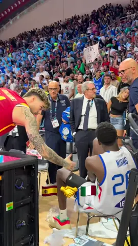 Respect. ♥️ #EuroBasket