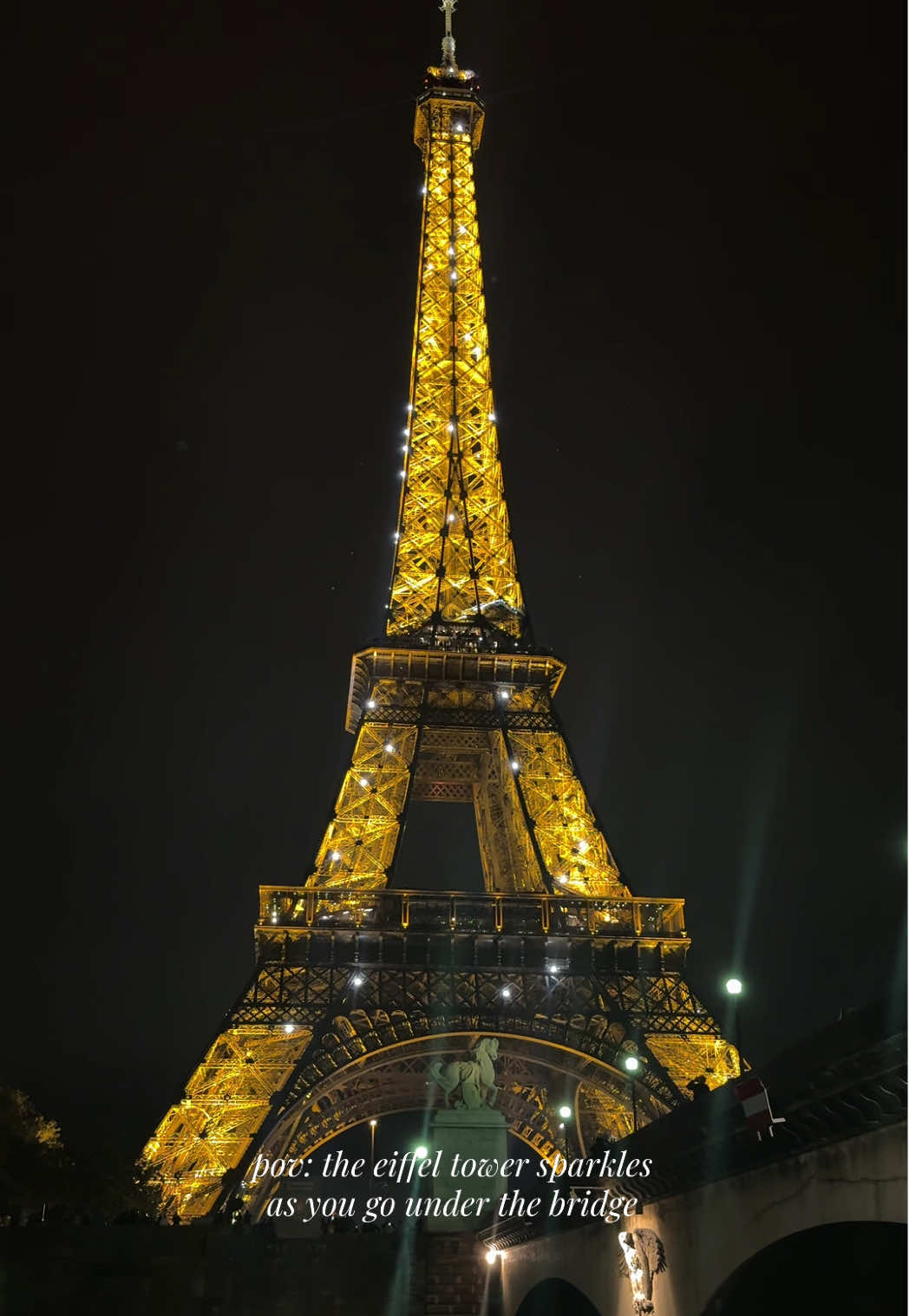 the most magical view✨🥹 #paris #eiffeltower #eiffeltoweratnight #parisaesthetic #toureiffel 
