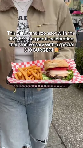 Papa Mak’s is turning 10! 🥳 To celebrate, we’re serving up our signature Papa Burger for just $10. In the spirit of happy hour, stop by Monday–Friday in September from 2–4pm, for a deal you can’t miss.🍔✨ Want to make it a full-on feast? Add a side of crispy fries for only $2. Here’s to 10 years of flavor, community, and the Outer Sunset.🌅  #SanFrancisco #SFEats #SanFranciscoBurgers #BayAreaEats #Burgers                 