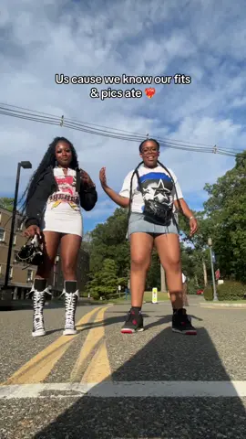 My gurll 🥰 check them out on ig ❤️‍🔥 @YT : Therealcertifiedmira 🤩 #fypシ #trend #dance #viral #college 