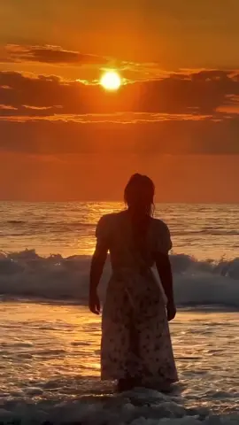 *𑁍.Les Fins Sont Les Portes Qui Se Ferment.. Les Rappels Sont Les Fenêtres Qui Restent Ouvertes Sur L'infini... ⚫ 🌃..B'Nuit...🌖 #creatorsearchinsights  #originalité_authenticité_🧚‍♀️_🎬_✍️_ 🫆 