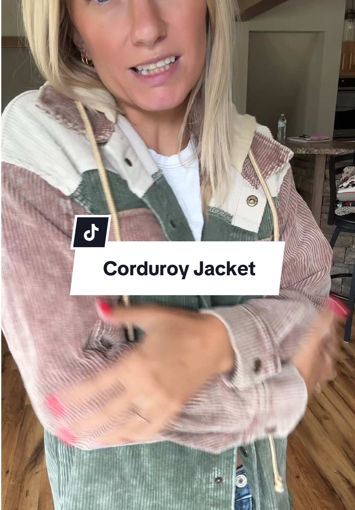 Get me one in every color 😍 #corduroyjacket #colorblockjacket #hoodedjacket #falljacket #corduroy 